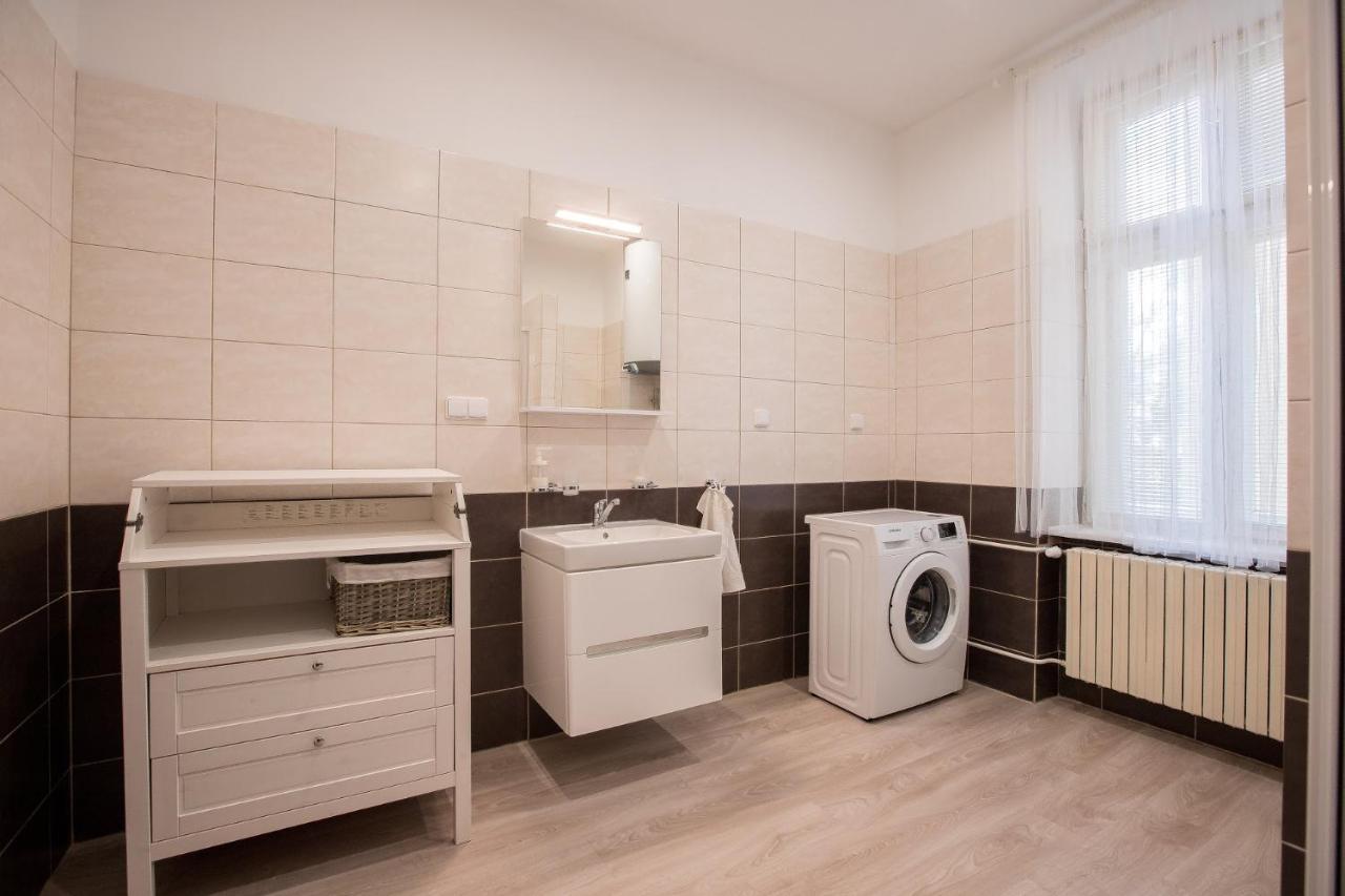 FAMILY Apartment in OSTRAVA Buitenkant foto