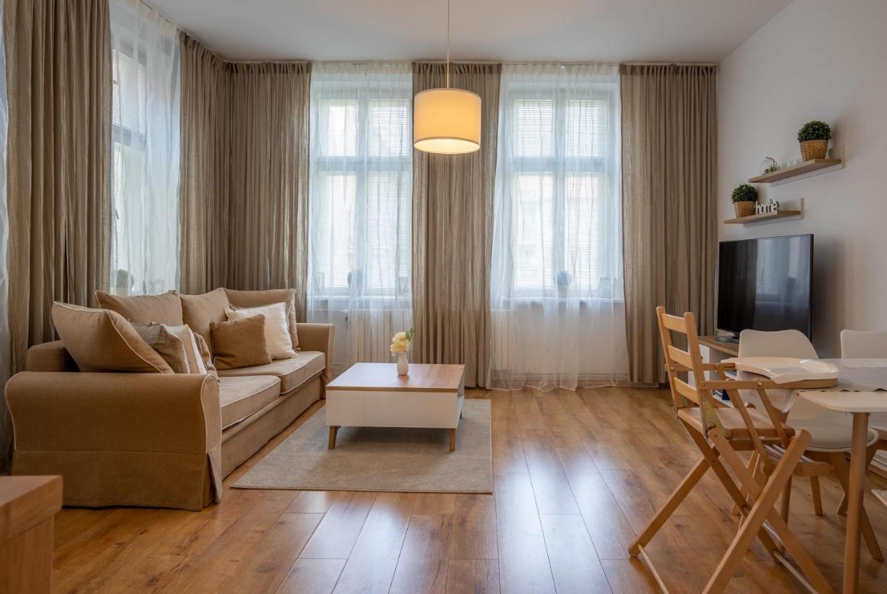 FAMILY Apartment in OSTRAVA Buitenkant foto