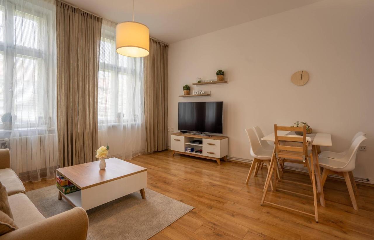FAMILY Apartment in OSTRAVA Buitenkant foto