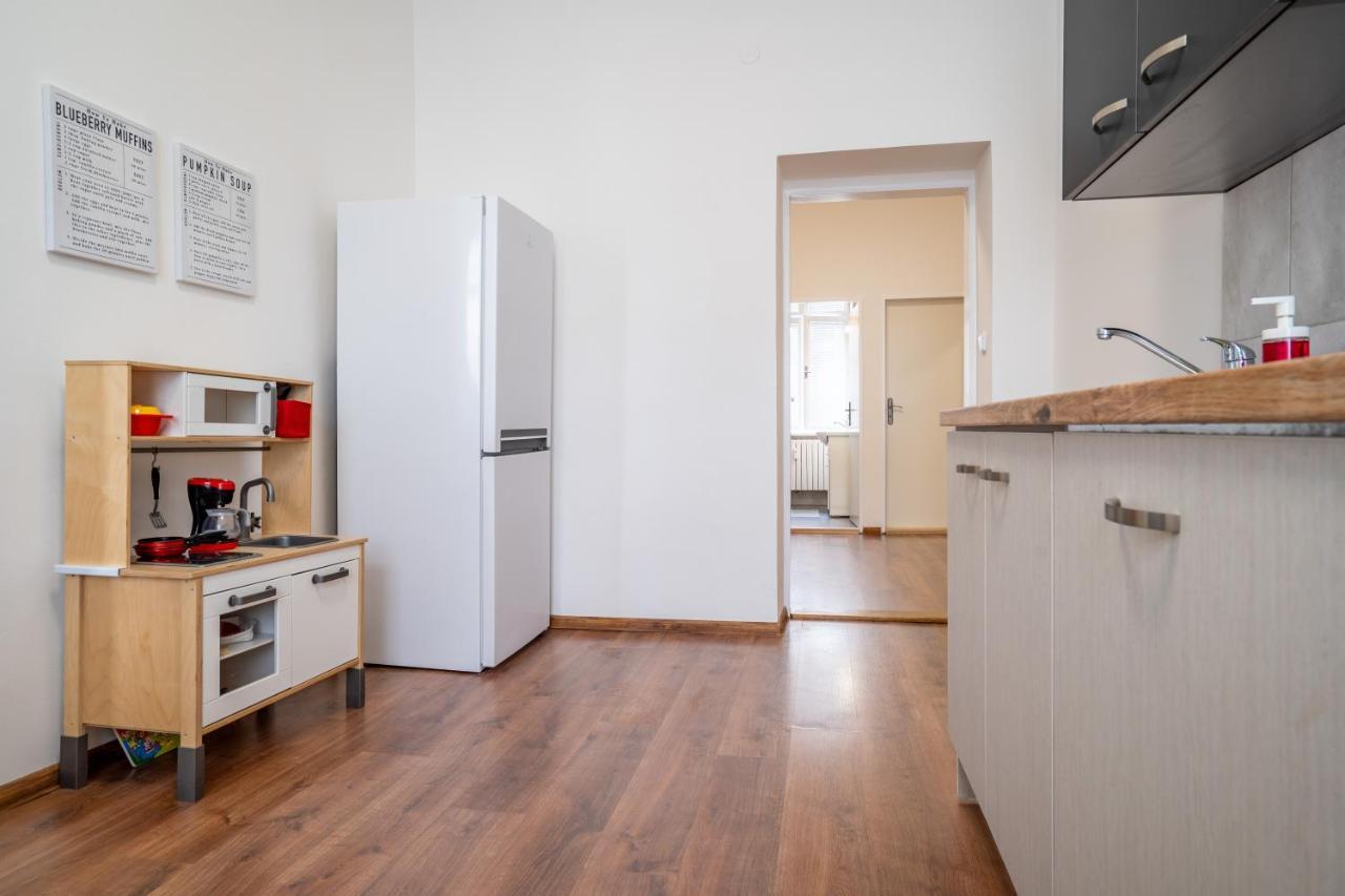 FAMILY Apartment in OSTRAVA Buitenkant foto
