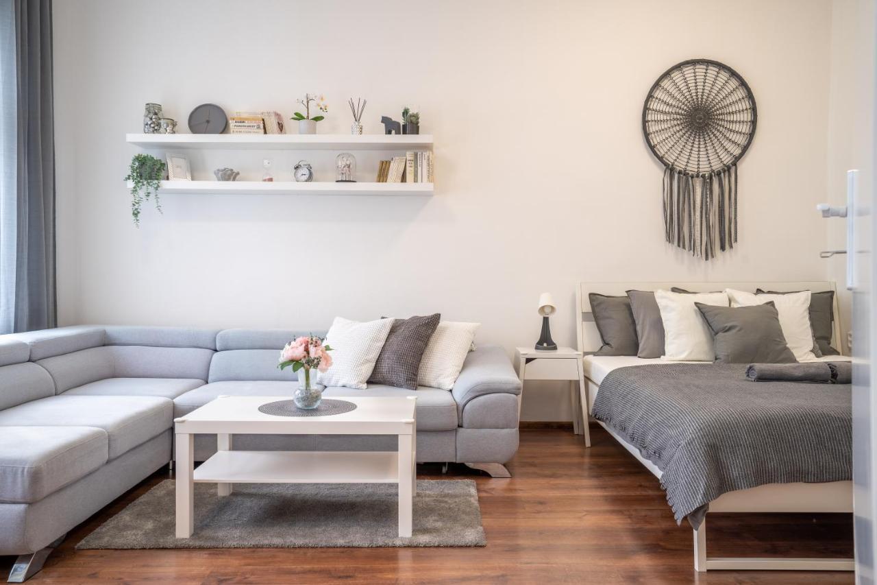 FAMILY Apartment in OSTRAVA Buitenkant foto