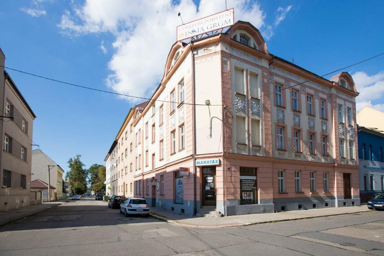 FAMILY Apartment in OSTRAVA Buitenkant foto
