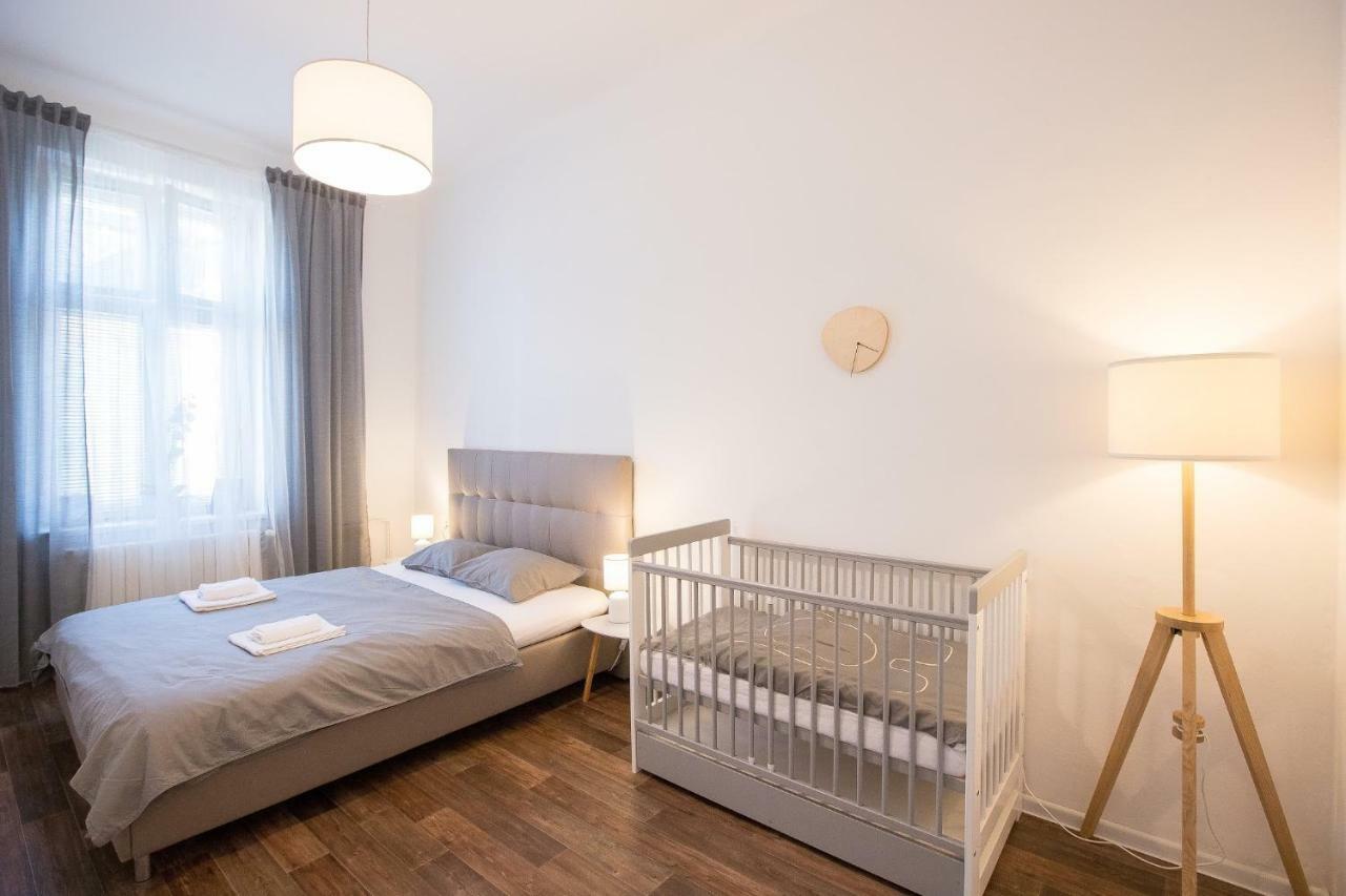 FAMILY Apartment in OSTRAVA Buitenkant foto