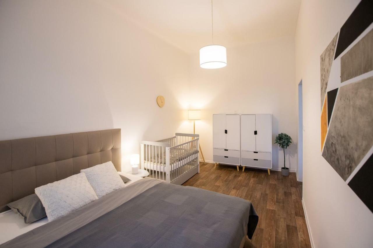 FAMILY Apartment in OSTRAVA Buitenkant foto