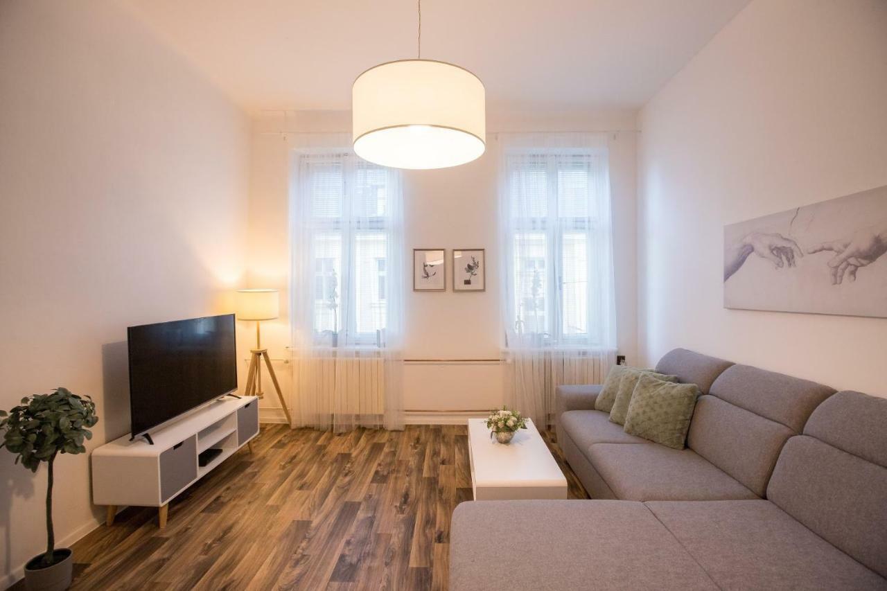 FAMILY Apartment in OSTRAVA Buitenkant foto